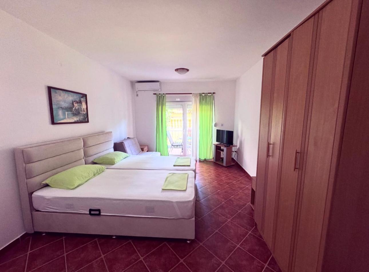 Guesthouse Mb Knezevic บุดวา ภายนอก รูปภาพ
